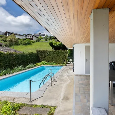 Apartmán With Pool, Garden & Direct At Spiez