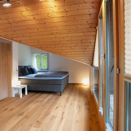 With Pool, Garden & Direct At * שפיץ